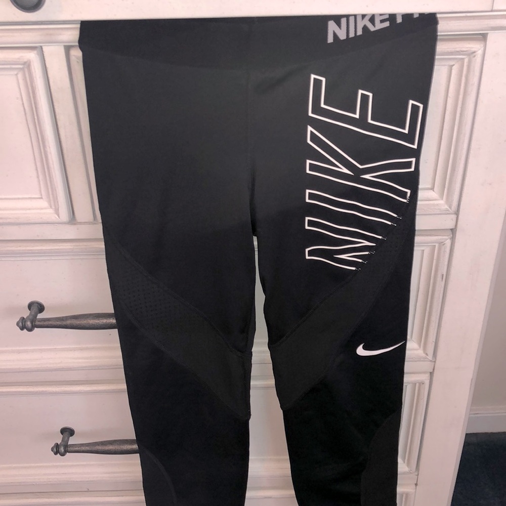Nike leggings!!